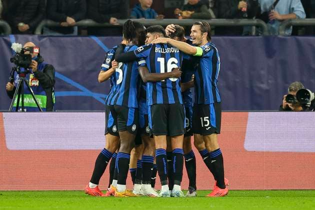 Gelsenkirchen, Germany, 02 10 24 Berat Dijmsiti Atalanta Bergamo celebrates with his team after scoring the 0 1 goal during the Champions League match between FC Shakhtar Donetsk and Atalanta Bergamo at the Arena auf Schalke Gelsenkirchen Arena auf Schalke North Rhine Westphalia Germany Copyright: xBrauer-Fotoagenturx xAdrianxSchlx