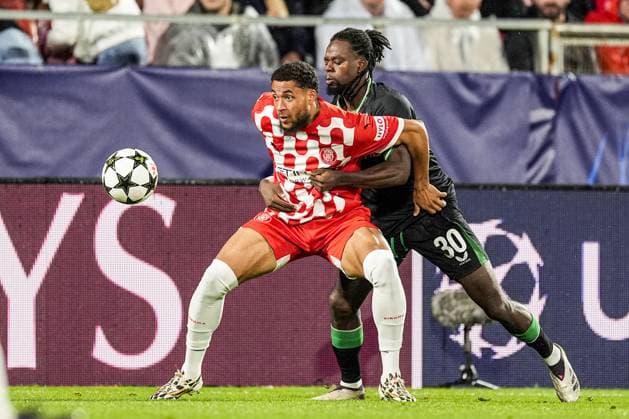 UEFA Champions League: Girona FC v Feyenoord Girona - Arnaut Danjuma of Girona FC, Jordan Lotomba of Feyenoord during the second round of new format of the UEFA Champions League 2024 2025. The match is set between Girona FC and Feyenoord at Estadi Montilivi on 2 October 2024 in Girona, Spain. Copyright: xTomxBodex
