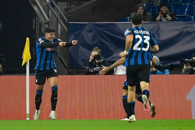 Raoul Bellanova Atalanta Bergamo goal celebration, celebrates after scoring 0 3, UEFA Champions League 2024 25 League Phase MD2, FC Shakhtar Donetsk v Atalanta BC, Veltins Arena, 02 10 2024, Gelsenkirchen, Germany Defodi 067 SCDATB20241002 053 Defodi-067