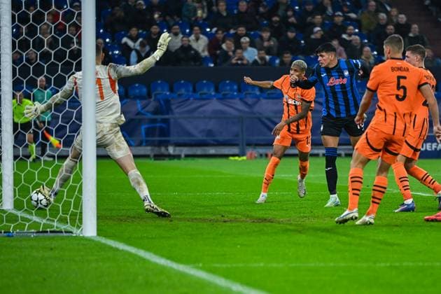 02 10 2024, Football, Champions League, Matchday 2, Season 2024 2025, Shakhtar Donetsk Atalanta Bergamo, Raoul Bellanova Atalanta Bergamo scores the goal to make it 3 0 xRHR PHOTO TKx Copyright: RHR-FOTOx RHR-FOTO TK