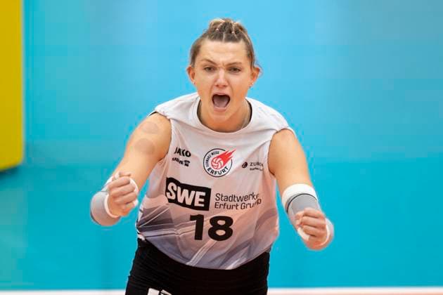 1 Volleyball Bundesliga Women Schwarz Weiss Erfurt vs Dresdner SC Erfurt 02 10 2024 Kaylee Oscarson 18 Schwarz Weiss Erfurt 1 Volleyball Bundesliga Women Schwarz Weiss Erfurt vs Dresdner SC Riethsporthalle Erfurt 02 10 2024 Copyright: xBEAUTIFULxSPORTS Duehringx
