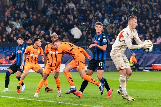 2024-10-02 FC Shakhtar Donetsk v Atalanta BC - UEFA Champions League 2024 25 League Phase MD2 GELSENKIRCHEN, GERMANY - OCTOBER 2: Dmytro Riznyk of FC Shakhtar Donetsk during the UEFA Champions League 2024 25 League Phase MD2 match between FC Shakhtar Donetsk and Atalanta BC at Arena AufSchalke on October 2, 2024 in Gelsenkirchen, Germany. (Photo by Joris Verwijst BSR Agency) Gelsenkirchen Germany Content not available for redistribution in The Netherlands directly or indirectly through any third parties. Copyright: xBSRxAgencyx