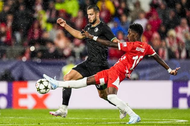 UEFA Champions League: Girona FC v Feyenoord Girona - David Hancko of Feyenoord, Yaser Asprilla of Girona FC during the second round of new format of the UEFA Champions League 2024 2025. The match is set between Girona FC and Feyenoord at Estadi Montilivi on 2 October 2024 in Girona, Spain. Copyright: xTomxBodex