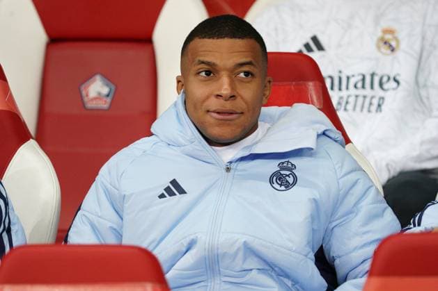 Kylian Mbappe of Real Madrid starts on the bench Lille v Real Madrid, UEFA Champions League, Group Stage, Football, Pierre Mauroy Stadium, Lille, France, 02 Oct 2024 EDITORIAL USE ONLY No use with unauthorised audio, video, data, fixture lists, club league logos or live services. Online in-match use limited to 120 images, no video emulation. No use in betting, games or single club league player publications. Copyright: xDavexWinter Shutterstockx 14750773s