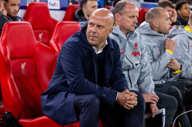 Football - UEFA Champions League - League Phase - Liverpool FC v Bologna FC 1909 LIVERPOOL, ENGLAND - Wednesday, October 2, 2024: Liverpool s head coach Arne Slot during the UEFA Champions League game between Liverpool FC and Bologna FC 1909 at Anfield. (Photo by David Rawcliffe Propaganda) LIVERPOOL Anfield MERSEYSIDE ENGLAND  Copyright: xDavidxRawcliffex P2024-10-02-Liverpool_Bologna-2