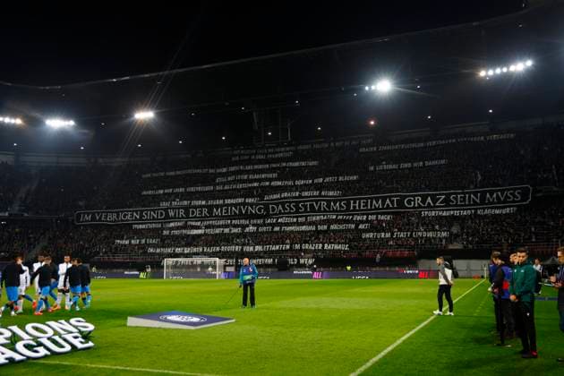 Sturm Graz v Club Brugge - UEFA Champions League KLAGENFURT, AUSTRIA - OCTOBER 02 : illustration picture supporters Sturm Graz during the UEFA Champions League phase matchday 2 match between Sturm Graz and Club Brugge at the Worthersee Stadion on October 2, 2024 in Klagenfurt, Austria, 02 10 2024 Klagenfurt Austria  Copyright: xJanxDexMeuleneirx