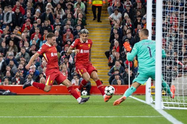 Liverpool v Bologna Champions League 02 10 2024. GOAL 1-0 Liverpool midfielder Alexis Mac Allister (10) scores during the Champions League match between Liverpool and Bologna at Anfield, Liverpool, England on 2 October 2024. Editorial use only , Copyright: xIanxStephenx PSI-20540-0008