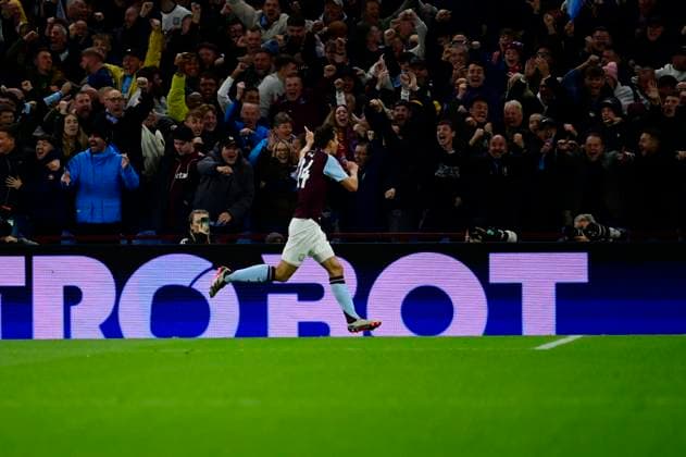 Aston Villa v Bayern Munich , Birmingham, UK - 02 Oct 2024 VAR disallowed goal celebrations Pau Torres of Aston Villa for during the UEFA Champions League game between Aston Villa and Bayern Munich at Villa Park, Birmingham on 02 Oct 2024 Birmingham Villa Park Birmingham GBR Copyright: xGeorgexWass PPAUKx PPA-139813