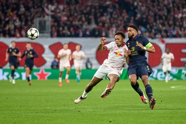 02 10 2024, Football, Men, Champions League, League phase, 2024 2025, Matchday 2, RB Leipzig Juventus Turin Lois Openda 11, RB Leipzig, li , Bremer 3, Juventus Turin , action, duel for ball Leipzig Red Bull Arena Saxony Germany