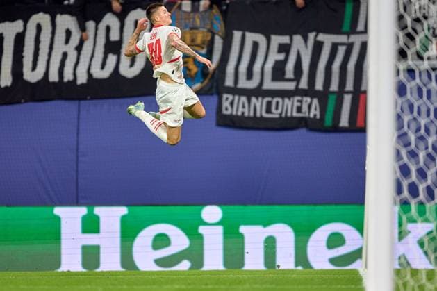 02 10 2024, Football, Men, Champions League, League phase, 2024 2025, Matchday 2, RB Leipzig Juventus Turin Benjamin Sesko 30, RB Leipzig , cheer, jump, after 1 0 Leipzig Red Bull Arena Saxony Germany