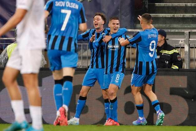Sturm Graz v Club Brugge - UEFA Champions League KLAGENFURT, AUSTRIA - OCTOBER 02 : Tzolis Christos forward of Club Brugge celebrates scoring a goal during the UEFA Champions League phase matchday 2 match between Sturm Graz and Club Brugge at the Worthersee Stadion on October 2, 2024 in Klagenfurt, Austria, 02 10 2024 Klagenfurt Austria  Copyright: xJanxDexMeuleneirx