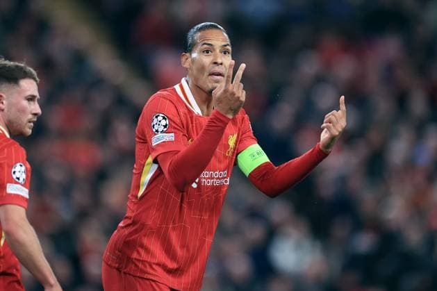 Liverpool gegen Bologna UEFA Champions League 2. Oktober 2024 UEFA Champions League Liverpool FC gegen Bologna FC Virgil van Dijk von Liverpool Foto Simon Stacpoole Abseits Liverpool UK  Copyright: xSimonxStacpoolexOffside