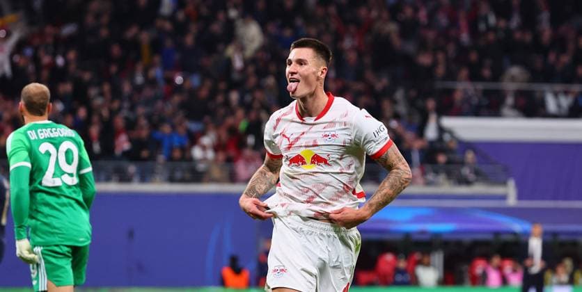 RB Leipzig Juventus Turin Champions League Leipzig, 02 10 2024, Red Bull Arena, Soccer, UEFA Champions League, Matchday 2 , RB LEIPZIG vs JUVENTUS FC TURIN , Goal for Leipzig to 1 0 In the picture scorer Benjamin Sesko 30, RB Leipzig , Picture Point