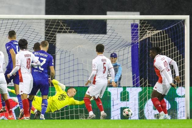 GNK Dinamo v AS Monaco - UEFA Champions League 2024 25 League Phase MD2 ZAGREB, CROATIA - OCTOBER 2: Monaco Goalkeeper Philipp Kohn in action during UEFA Champions League 2024 25 League Phase MD2 match between GNK Dinamo v AS Monaco at Maksimir Stadion on October 2, 2024 in Zagreb, Croatia.  LukaxStanzl PIXSELL