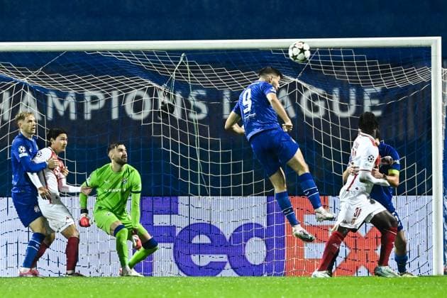 GNK Dinamo v AS Monaco - UEFA Champions League 2024 25 League Phase MD2 ZAGREB, CROATIA - OCTOBER 2: Bruno Petkovic of Dinamo Zagreb gest up for a header during UEFA Champions League 2024 25 League Phase MD2 match between GNK Dinamo v AS Monaco at Maksimir Stadion on October 2, 2024 in Zagreb, Croatia.  MarkoxLukunic PIXSELL
