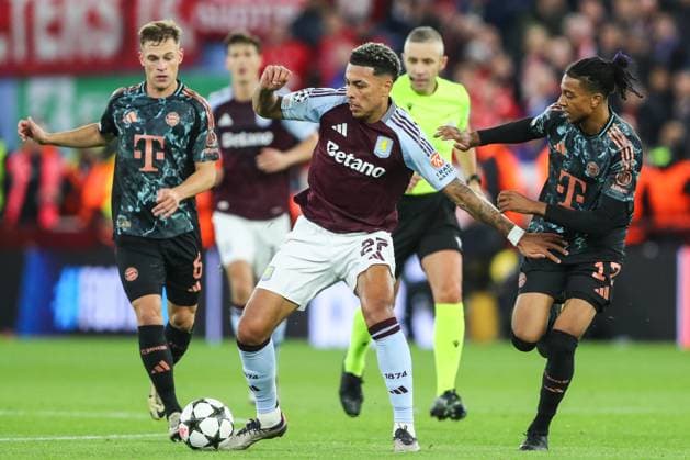 UEFA Champions League League Stage Aston Villa v Bayern Munich Morgan Rogers of Aston Villa breaks with the ball during the UEFA Champions League League Stage match Aston Villa vs Bayern Munich at Villa Park, Birmingham, United Kingdom, 2nd October 2024 (Photo by Gareth Evans News Images) Birmingham Villa Park West Midlands United Kingdom Copyright: xGarethxEvans NewsxImagesx