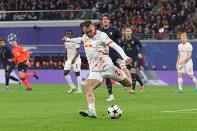 Champions League, Round of 16 RB Leipzig vs Juventus Turin, 02 10 24 David Raum 22, RB Leipzig Football, UEFA Champions League, Season 2024 2025 RB Leipzig vs Juventus Turin on 02 10 24 at the Red Bull Arena, Leipzig Copyright: xBEAUTIFULxSPORTS JanxKaeferx