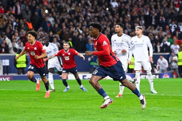 Jonathan David ( 9 - Lille ) scores his penalty during the UEFA Champions League match between Lille OSC and Real Madrid CF at Stade Pierre Mauroy on October 02, 2024 in Lille, France. ( Photo by federico pestellini panoramic ) - FOOTBALL : Lille vs Real Madrid - Ligue des Champions - 02 10 2024 FedericoPestellini Panoramic 