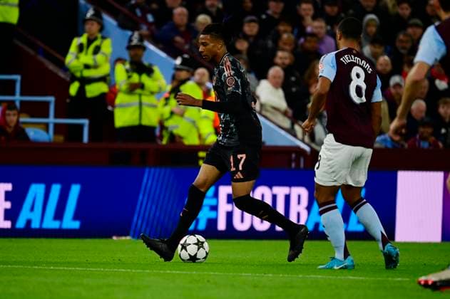 Aston Villa v Bayern Munich , Birmingham, UK - 02 Oct 2024 Micheal Olise of Bayern Munich during the UEFA Champions League game between Aston Villa and Bayern Munich at Villa Park, Birmingham on 02 Oct 2024 Birmingham Villa Park Birmingham GBR Copyright: xGeorgexWass PPAUKx PPA-139837