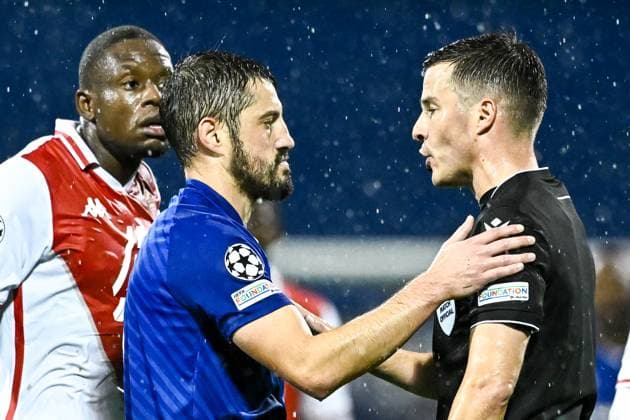 GNK Dinamo v AS Monaco - UEFA Champions League 2024 25 League Phase MD2 ZAGREB, CROATIA - OCTOBER 2: Arijan Ademi of Dinamo Zagreb in conversation with Referee Harm Osmers during UEFA Champions League 2024 25 League Phase MD2 match between GNK Dinamo v AS Monaco at Maksimir Stadion on October 2, 2024 in Zagreb, Croatia.  MarkoxLukunic PIXSELL