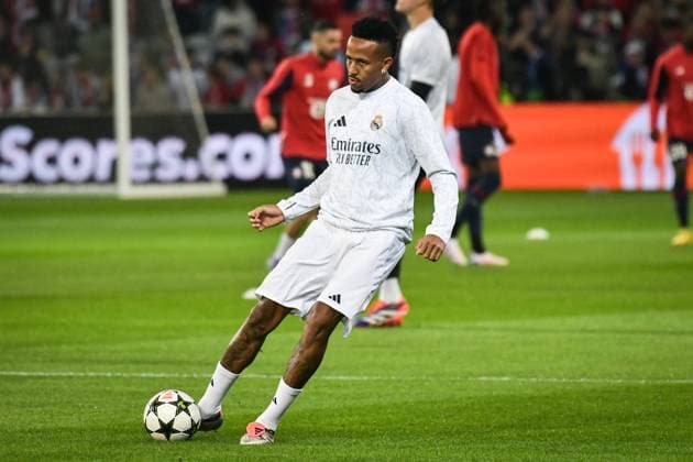 Champions League Lille vs Real Madrid FA Real Madrid’s defender Eder Gabriel Militao warms up before the UEFA Champions League football match between LOSC Lille and Real Madrid CF at the Pierre Mauroy Stadium in Lille on October 2, 2024. Photo by Firas Abdullah ABACAPRESS.COM Paris Ile-de-France France  Copyright: xAbdullahxFiras ABACAx