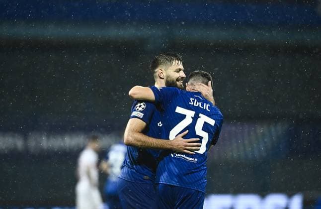 GNK Dinamo v AS Monaco - UEFA Champions League 2024 25 League Phase MD2 ZAGREB, CROATIA - OCTOBER 2: Petar Sucic of Dinamo Zagreb celebrate after scoring with Bruno Petkovic of Dinamo Zagreb during UEFA Champions League 2024 25 League Phase MD2 match between GNK Dinamo v AS Monaco at Maksimir Stadion on October 2, 2024 in Zagreb, Croatia.  MarkoxLukunic PIXSELL