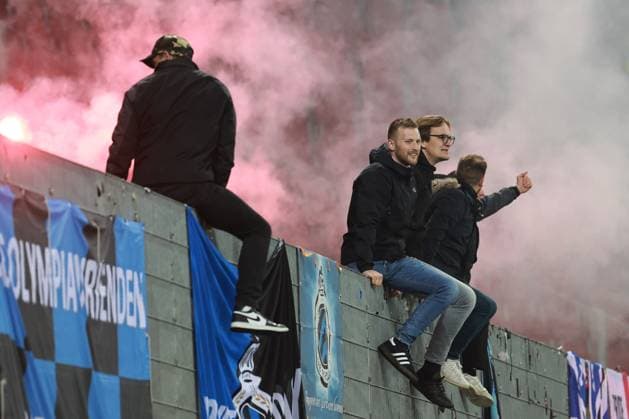 SOCCER - UEFA CL, Sturm vs Brugge KLAGENFURT,AUSTRIA,02.OCT.24 - SOCCER - UEFA Champions League, SK Sturm Graz vs Club Brugge. Image shows fans of Brugge.  GEPAxpictures xWolfgangxGrebien