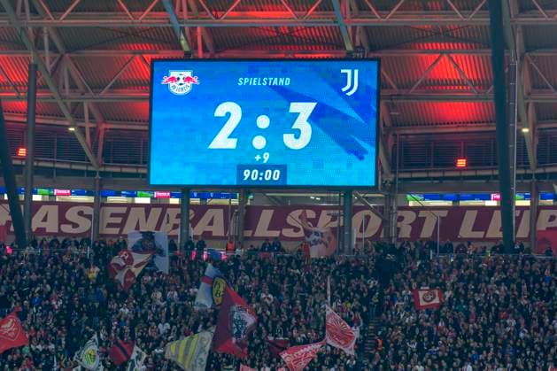 GER, Saxony, Leipzig, RB Leipzig vs Juventus Turin, Champions League, CHL, UCL, match day, match time 2024 2025, RB Arena, v l in picture match time 90 plus 9 minutes final score, display, scoreboard, 02 10 2024, Copyright: HMBxMedia UwexKoch