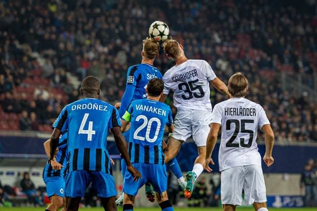 SOCCER - UEFA CL, Sturm vs Brugge KLAGENFURT,AUSTRIA,02.OCT.24 - SOCCER - UEFA Champions League, SK Sturm Graz vs Club Brugge. Image shows Michal Skoras (Bruegge) and Niklas Geyrhofer (Sturm).  GEPAxpictures xMatthiasxTrinkl