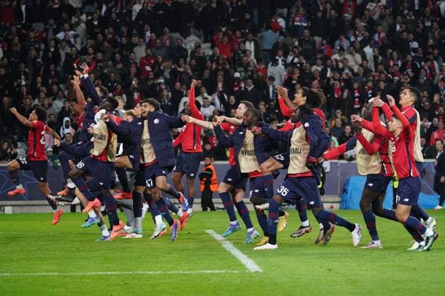 Lille celebrate their win Lille v Real Madrid, UEFA Champions League, Group Stage, Football, Pierre Mauroy Stadium, Lille, France, 02 Oct 2024 EDITORIAL USE ONLY No use with unauthorised audio, video, data, fixture lists, club league logos or live services. Online in-match use limited to 120 images, no video emulation. No use in betting, games or single club league player publications. Copyright: xDavexWinter Shutterstockx 14750773cf