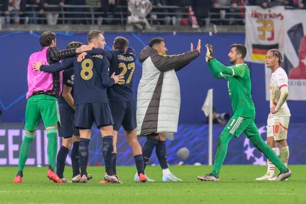 GER, Saxony, Leipzig, RB Leipzig vs Juventus Turin, Champions League, CHL, UCL, match day, match time 2024 2025, RB Arena, f l in picture cheering, joy, jubilant, Juve after their victory, match time 90 plus 9 minutes 2 3, 02 10 2024, Copyright: HMBxMedia UwexKoch