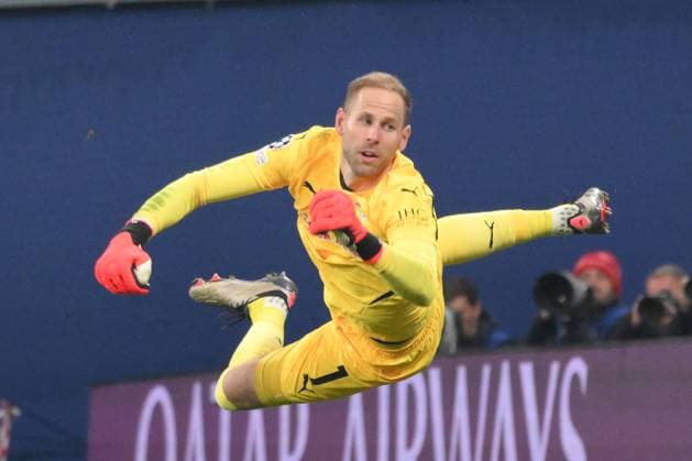 Peter Gulacsi goalkeeper, RB Leipzig stretches in vain, Dusan Vlahovic Juventus Turin not in picture, scores the 1 1 GER, RB Leipzig vs Juventus Turin, Football, UEFA Champions League, Matchday 2, Season 2024 2025, 02 10 2024 DFB DFL REGULATIONS PROHIBIT ANY USE OF PHOTOGRAPHS AS IMAGE SEQUENCES AND OR QUASI VIDEO GER, RB Leipzig vs Juventus Turin, Football, UEFA Champions League, Matchday 2, Season 2024 2025, 02 10 2024 Leipzig Copyright: xEibner-Pressefoto BertxHarzerx EP_BHR