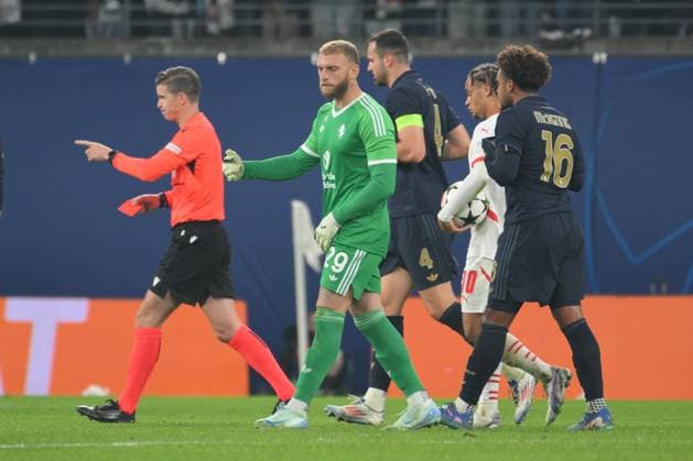 GER, RB Leipzig vs Juventus Turin, Football, UEFA Champions League, Matchday 2, Season 2024 2025, 02 10 2024 DFB DFL REGULATIONS PROHIBIT ANY USE OF PHOTOGRAPHS AS IMAGE SEQUENCES AND OR QUASI VIDEO GER, RB Leipzig vs Juventus Turin, Football, UEFA Champions League, Matchday 2, Season 2024 2025, 02 10 2024 Leipzig Copyright: xEibner-Pressefoto BertxHarzerx EP_BHR