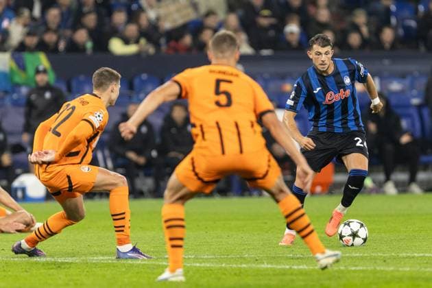 UEFA Champions League Shakhtar Atalanta 02 10 2024 Lazar Samardzic Atalanta, 24 UEFA Champions League Shakhtar Atalanta Arena AufSchalke, Gelsenkirchen 02 10 2024 Copyright: xBEAUTIFULxSPORTS Buriakovx