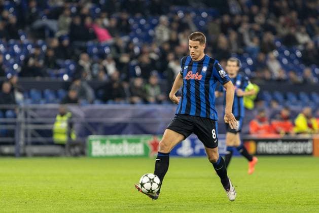 UEFA Champions League Shakhtar Atalanta 02 10 2024 Mario Pasalic Atalanta, 8 UEFA Champions League Shakhtar Atalanta Arena AufSchalke, Gelsenkirchen 02 10 2024 Copyright: xBEAUTIFULxSPORTS Buriakovx