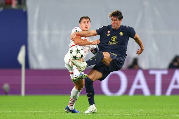 2024.10.02 Lipsk pilka nozna UEFA Liga Mistrzow sezon 2024 2025 RB Lipsk - Juventus Turyn N z Dusan Vlahovic Foto Pawel Andrachiewicz PressFocus 2024.10.02 Leipzig Football - UEFA Champions League season 2024 2025 RB Leipzig - Juventus Torino Dusan Vlahovic Credit: Pawel Andrachiewicz PressFocus NEWSPIX.PL --- Newspix.pl POLAND OUT!  20241002_PF_PA063