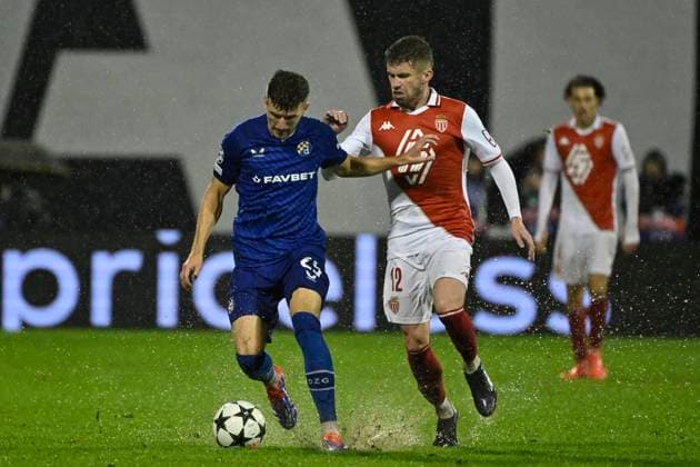 Zagreb, Croatia, 021024. Petar Sucic and Caio Henrique at the match of the 2nd round of the UEFA Champions League, GNK Dinamo - AS Monaco Fc. Photo: Damir Krajac CROPIX Zagreb Croatia Copyright: xxDamirxKrajacx xCROPIXx dinamo_monaco149-021024