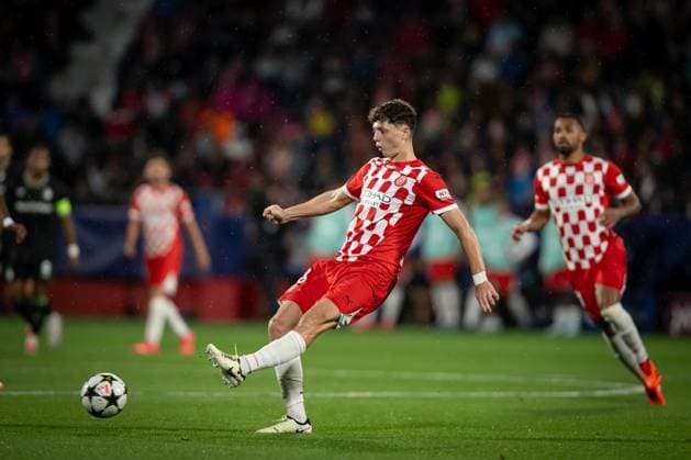 Ladislav Krejci (Girona FC) controls the ball during a UEFA Champions League match between Girona FC and Feyenoord at Estadi Municipal de Montilivi in Girona, Girona, Spain, on October 02 2024. Photo by Felipe Mondino  Copyright: xFelipexMondino IPAxSportx xipa-ax xx IPA_50282893 IPA_Agency_IPA50282893
