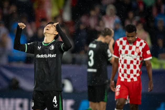 October 2, 2024, Girona, Milan, Italy: Inbeom Hwang (Feyenoord) celebrates the final victory during a UEFA Champions League match between Girona FC and Feyenoord at Estadi Municipal de Montilivi in Girona, Girona, Spain, on October 02 2024. Felipe Mondino CALCIO - UEFA Champions League - Girona vs Feyenoord  - ZUMAs349 20241002_zsa_s349_167 Copyright: xFelipexMondino IpaxSportx xIpa-Ax