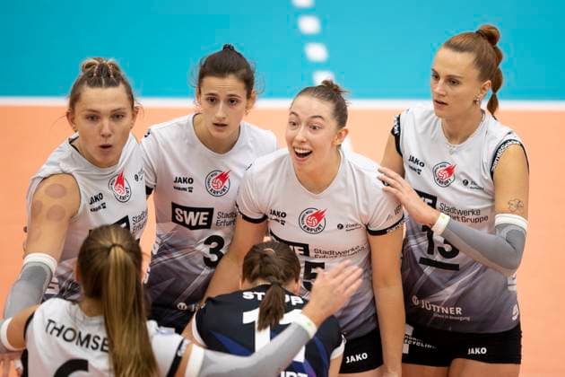 1 Volleyball Bundesliga Women Schwarz Weiss Erfurt vs Dresdner SC Erfurt 02 10 2024 Schwarz Weiß Erfurt 1 Volleyball Bundesliga Women Schwarz Weiss Erfurt vs Dresdner SC Riethsporthalle Erfurt 02 10 2024 Copyright: xBEAUTIFULxSPORTS Duehringx