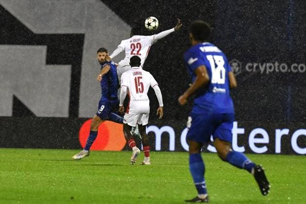 Zagreb, Croatia, October 2nd 2024: Mohammed Salisu of Monaco (CU) in action against Bruno Petkovic of Dinamo Zagreb (L) during the UEFA Champions League, League phase, match between Dinamo Zagreb and Monaco at Stadium Maksimir, Zagreb, Croatia. (Natasa Kupljenik SPP) Copyright: xNatasaxKupljenikx xSPPx spp-en-NaKuSp-NNR_0903