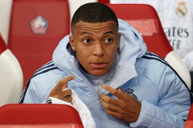 Kylian Mbappe of Real Madrid starts the match on the bench Lille v Real Madrid, UEFA Champions League, Group Stage, Football, Pierre Mauroy Stadium, Lille, France, 02 Oct 2024 EDITORIAL USE ONLY No use with unauthorised audio, video, data, fixture lists, club league logos or live services. Online in-match use limited to 120 images, no video emulation. No use in betting, games or single club league player publications. Copyright: xDavexWinter Shutterstockx 14750773ej