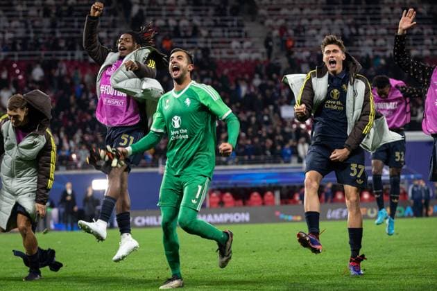 RB Leipzig v Juventus, UEFA Champions League football, Leipzig , Germany Leipzig , Germany. 02nd, October 2024. Samuel Mbangula (51), goalkeeper Mattia Perin (1) Juventus and Nicolo Savona (37) seen in celebration after the UEFA Champions League match between RB Leipzig and Juventus at the Red Bull Arena in Leipzig. Germany, Leipzig  Copyright: xGonzalesxPhoto InakixEsnaolax