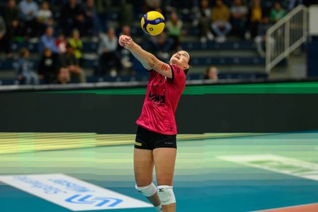 Pippa Molenaar jersey no. 1, USC Münster 1 Volleyball Bundesliga USC Münster Allianz MTV Stuttgart, Münster on 02 10 2024 Copyright: xBEAUTIFULxSPORTS PeterxWeberx