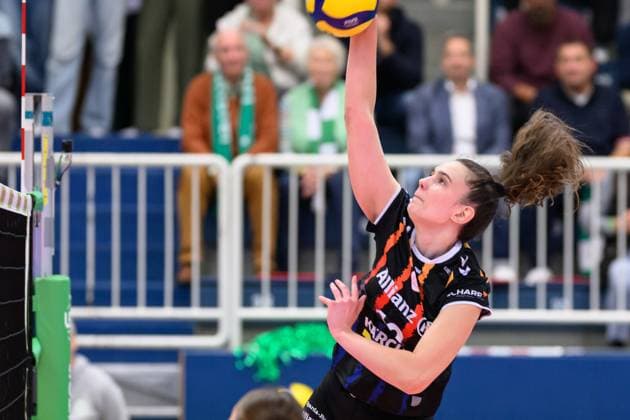 Lucía Varela Gómez jersey no. 12, Allianz MTV Stuttgart 1 Volleyball Bundesliga USC Münster Allianz MTV Stuttgart, Münster on 02 10 2024 Copyright: xBEAUTIFULxSPORTS PeterxWeberx