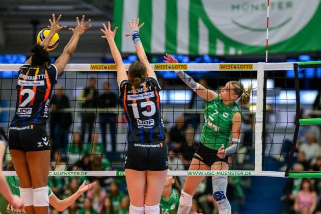 Elena Kömmling jersey no. 7, USC Münster 1 Volleyball Bundesliga USC Münster Allianz MTV Stuttgart, Münster on 02 10 2024 Copyright: xBEAUTIFULxSPORTS PeterxWeberx