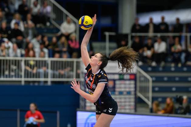 Lucía Varela Gómez jersey no. 12, Allianz MTV Stuttgart 1 Volleyball Bundesliga USC Münster Allianz MTV Stuttgart, Münster on 02 10 2024 Copyright: xBEAUTIFULxSPORTS PeterxWeberx