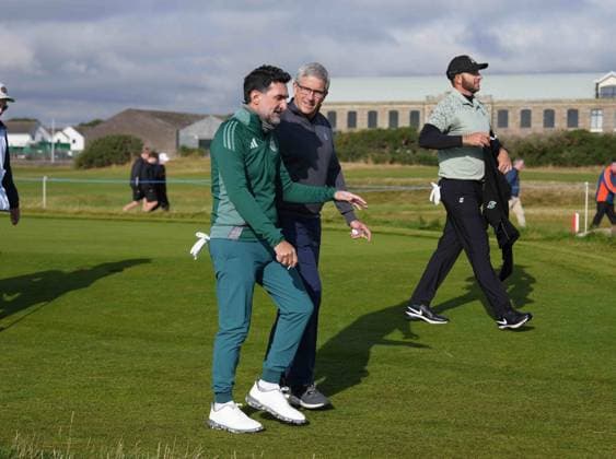 LIV Golf & Newcastle United fc Chairman His Excellency Yasir Al Rumayyan chats with PGA, Golf Herren Tour Commissioner Jay Monahan on the 18th hole. Alfred Dunhill Links Championship 2024, Day One, Golf, The Belfry, Angus and Fife, Scotland, UK - 03 Oct 2024  Copyright: xStuartxWallace Shutterstockx 14751990b