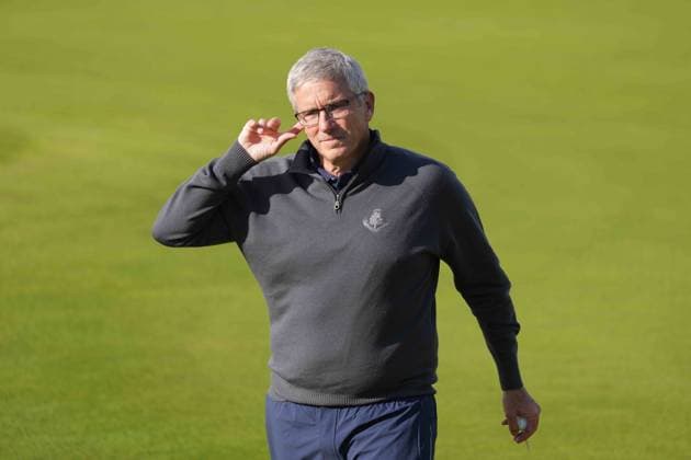 PGA, Golf Herren Tour Commissioner Jay Monahan on the 18th hole. Alfred Dunhill Links Championship 2024, Day One, Golf, The Belfry, Angus and Fife, Scotland, UK - 03 Oct 2024  Copyright: xStuartxWallace Shutterstockx 14751990q