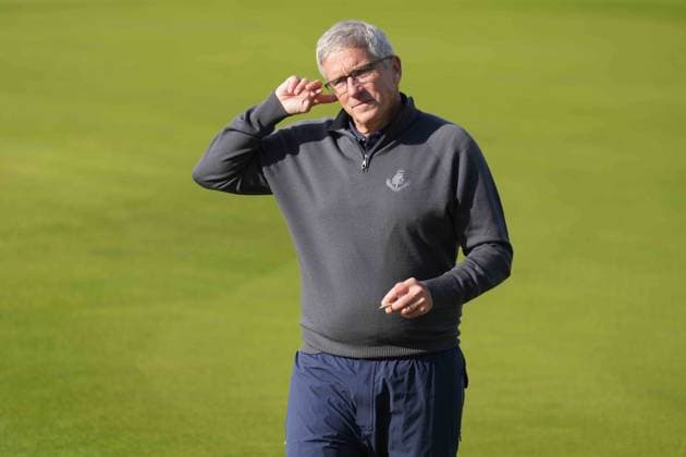PGA, Golf Herren Tour Commissioner Jay Monahan on the 18th hole. Alfred Dunhill Links Championship 2024, Day One, Golf, The Belfry, Angus and Fife, Scotland, UK - 03 Oct 2024  Copyright: xStuartxWallace Shutterstockx 14751990p